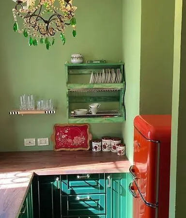 Maggie's Place With Private Backyard *