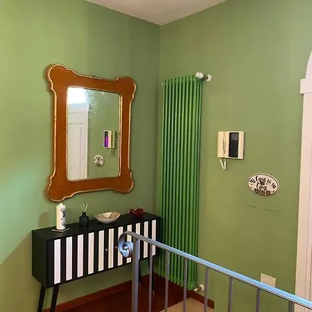Maggie's Place With Private Backyard Apartman